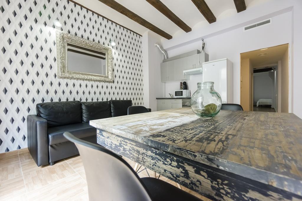Kirei Apartment San Vicente บาเลนเซีย ภายนอก รูปภาพ